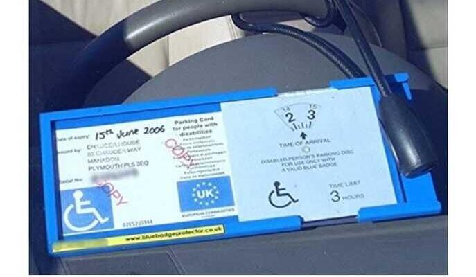 Blue Badge stolen – on 26th June 2023 at Broomfield Lane, N13